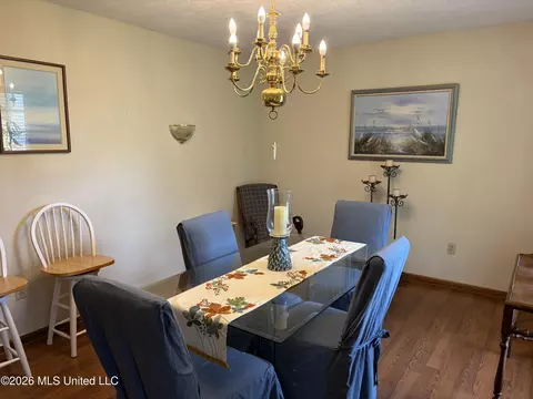 Dining - 23 Nelson Cir, Jackson, MS 39212 photo 1 of 1