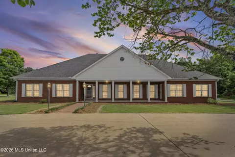 109 Tena Cv, Senatobia, MS 38668