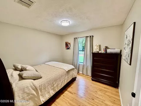 Bedroom - 1028 Deer Creek Ln, Summit, MS 39666 photo 3 of 3