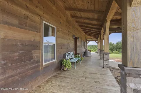 Exterior - 11281 Mississippi 21, Forest, MS 39074 photo 4 of 11