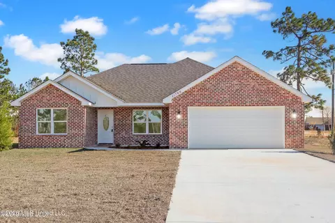 21700 Edgewood Dr, Saucier, MS 39574