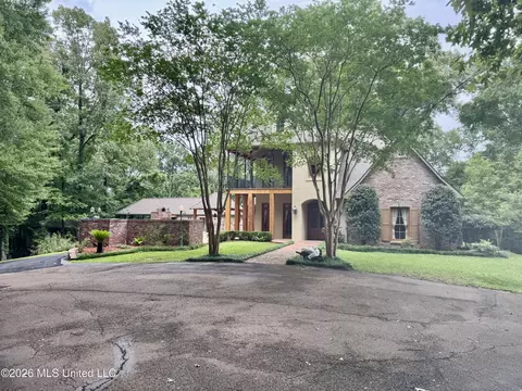 Exterior - 49 Stirling Rd, Natchez, MS 39120 photo 9 of 17
