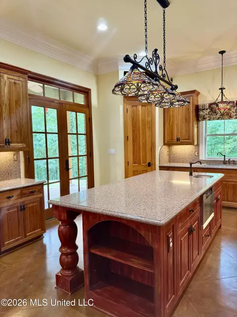 Kitchen - 49 Stirling Rd, Natchez, MS 39120 photo 8 of 8