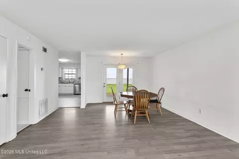 Dining - 1056 Windrose Dr, Brandon, MS 39047 photo 1 of 2