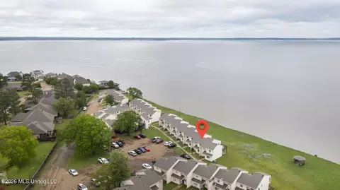 View/Area - 1056 Windrose Dr, Brandon, MS 39047 photo 14 of 21