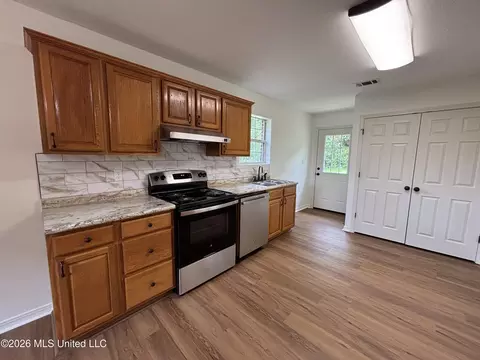 Kitchen - 101 Maci Ln, Lucedale, MS 39452 photo 2 of 3