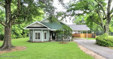16331 Orange Grove Rd, Gulfport, MS 39503
