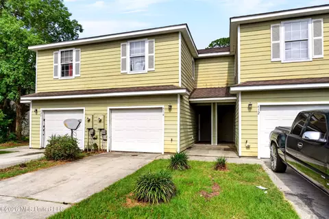 616 Layton Dr, Gulfport, MS 39507