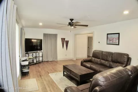 Other - 111 Pinehaven Dr, Jackson, MS 39202 photo 2 of 6