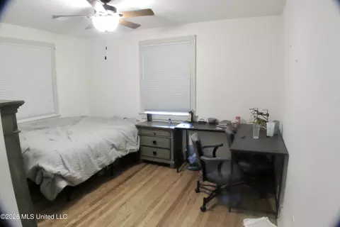 Bedroom - 111 Pinehaven Dr, Jackson, MS 39202 photo 1 of 5