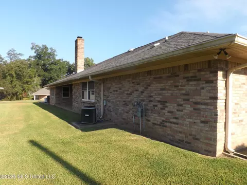 417 River Rd, Fayette, MS 39069 photo 2