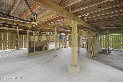 Exterior - 227 Holly Dr, Lucedale, MS 39452 photo 4 of 5