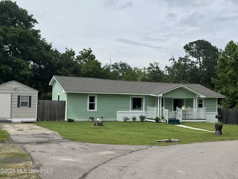 13011 Michael St, Biloxi, MS 39532