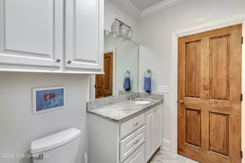 Bath - 110 Bristol Ln, Madison, MS 39110 photo 2 of 9