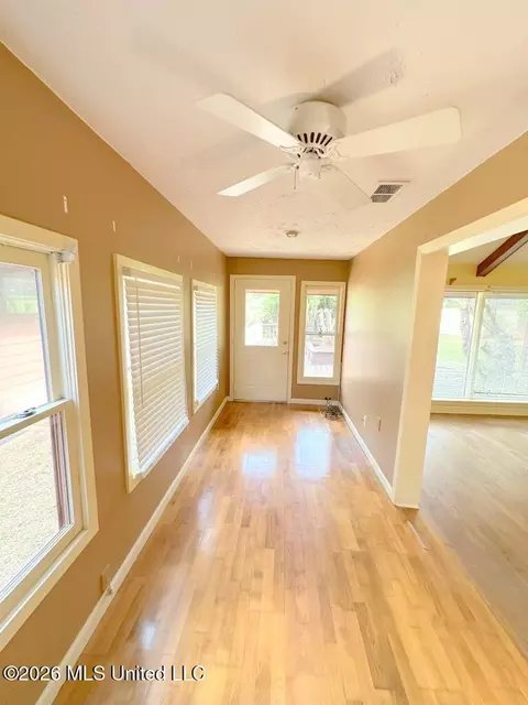Entry Way - 566 S Deerfield Dr, Canton, MS 39046 photo 2 of 2