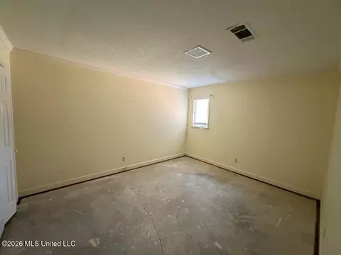 Bedroom - 566 S Deerfield Dr, Canton, MS 39046 photo 1 of 5