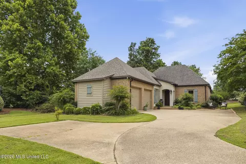Exterior - 407 Belle Pointe Ln, Madison, MS 39110 photo 7 of 7