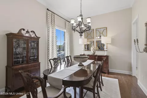Dining - 407 Belle Pointe Ln, Madison, MS 39110 photo 2 of 3