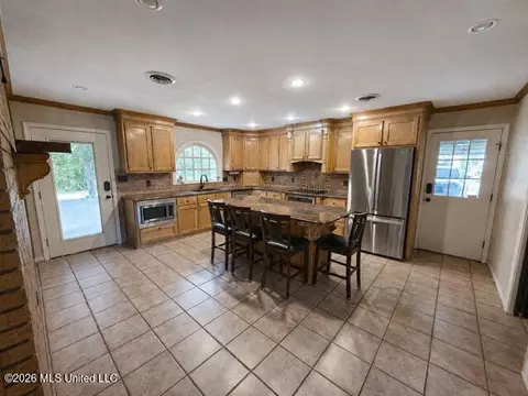 Kitchen - 932 White Rd, Florence, MS 39073 photo 3 of 3