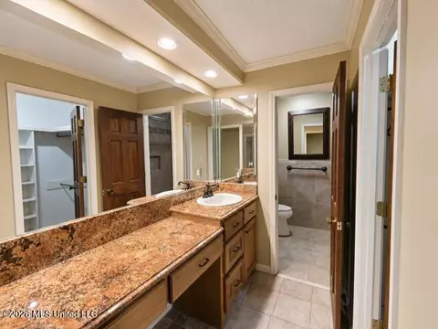 Bath - 932 White Rd, Florence, MS 39073 photo 4 of 5