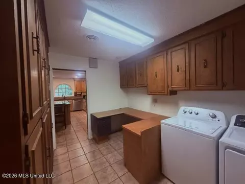 Other - 932 White Rd, Florence, MS 39073 photo 2 of 11