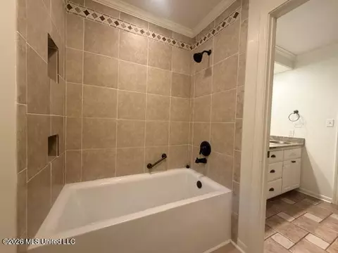 Bath - 932 White Rd, Florence, MS 39073 photo 2 of 2