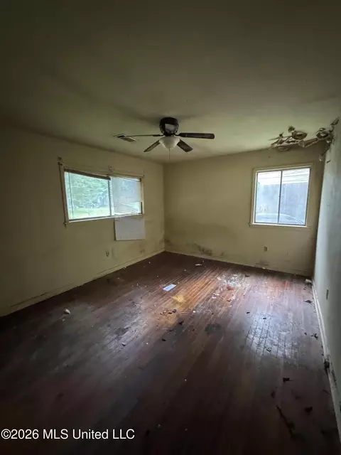 5652 Heard St, Jackson, MS 39206 photo 8