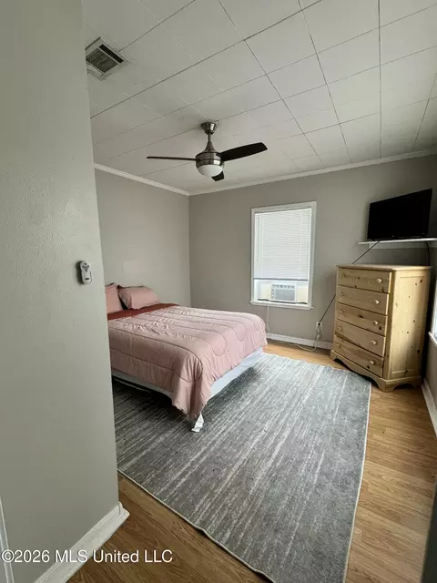 Bedroom - 5018 Arthur St, Moss Point, MS 39563 photo 1 of 1