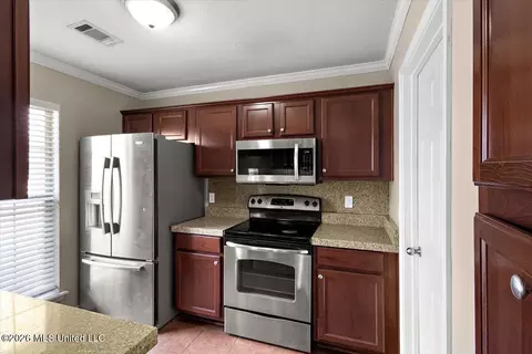 Kitchen - 187 Cedar Spring Cir, Pearl, MS 39208 photo 2 of 2