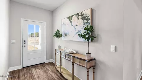 Entry Way - 452 Piney Dr, Pearl, MS 39208 photo 1 of 8