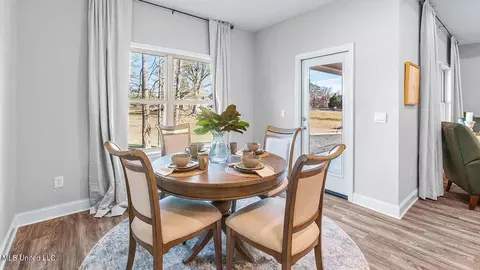 Dining - 452 Piney Dr, Pearl, MS 39208 photo 1 of 2