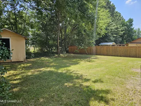 Exterior - 2336 Princess Pine Dr, Jackson, MS 39212 photo 3 of 4