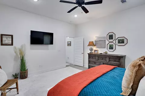 Bedroom - 104 Shelby Mae Cir, Brandon, MS 39042 photo 2 of 2