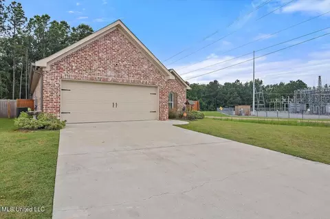 Exterior - 104 Shelby Mae Cir, Brandon, MS 39042 photo 2 of 5