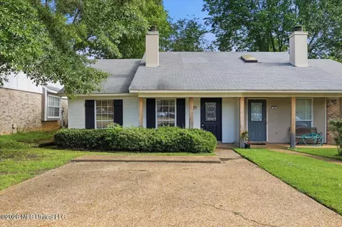 23 Meadowoods Pl, Jackson, MS 39211