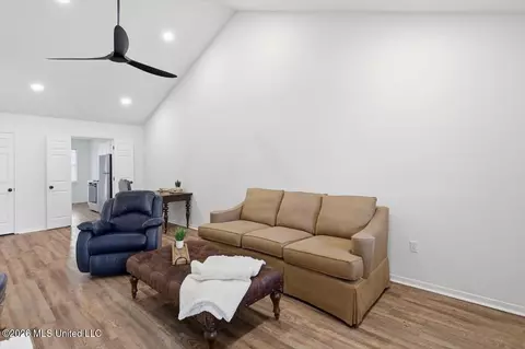 Other - 23 Meadowoods Pl, Jackson, MS 39211 photo 5 of 9