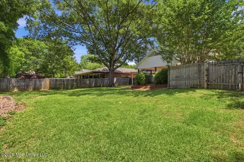Exterior - 630 Red Oak Dr, Madison, MS 39110 photo 11 of 12