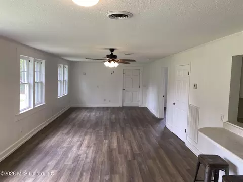 Living - 1010 Angel St #A AND B, Myrtle, MS 38650 photo 2 of 2