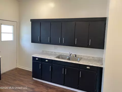 Kitchen - 1010 Angel St #A AND B, Myrtle, MS 38650 photo 5 of 5