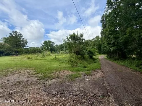 724 Vogel St, Mccomb, MS 39648 photo 6