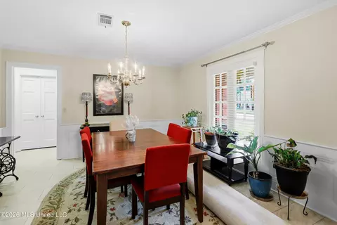 Dining - 1448 Tracewood Dr, Jackson, MS 39211 photo 4 of 4