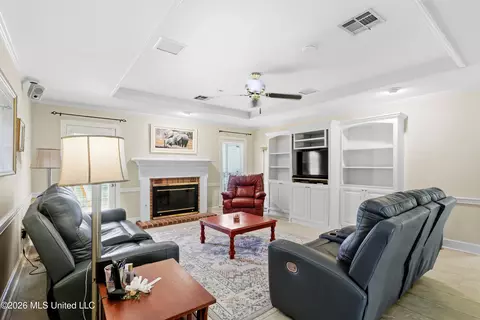 Living - 1448 Tracewood Dr, Jackson, MS 39211 photo 2 of 2