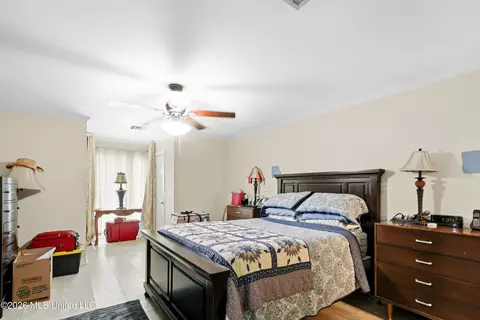 Bedroom - 1448 Tracewood Dr, Jackson, MS 39211 photo 3 of 3