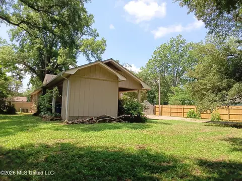 Exterior - 607 E Percy St, Indianola, MS 38751 photo 7 of 8