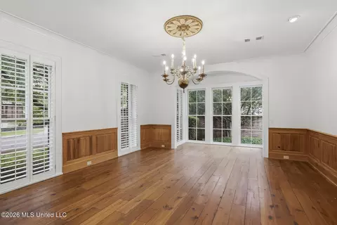 Dining - 6 Pecan Hollow Dr, Jackson, MS 39211 photo 2 of 2