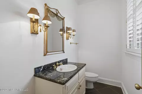 Bath - 6 Pecan Hollow Dr, Jackson, MS 39211 photo 7 of 7