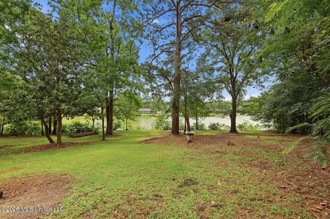 Exterior - 105 Willow Ln, Florence, MS 39073 photo 3 of 25