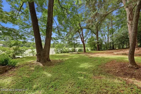Exterior - 105 Willow Ln, Florence, MS 39073 photo 4 of 25