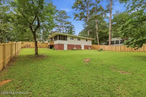 Exterior - 105 Willow Ln, Florence, MS 39073 photo 8 of 25