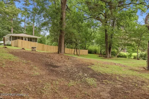 Exterior - 105 Willow Ln, Florence, MS 39073 photo 18 of 25